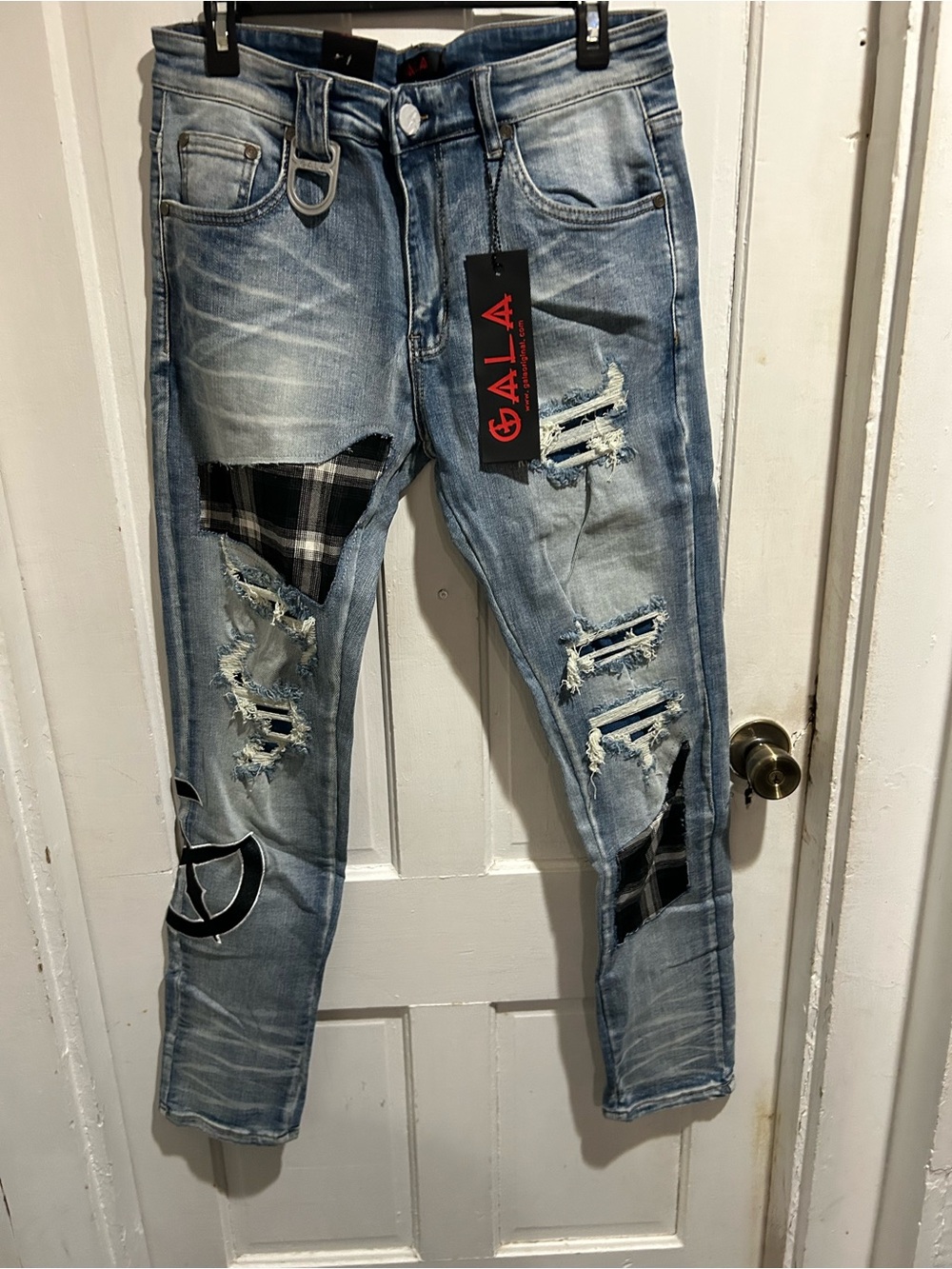 Men’s Light Blue Distressed Patchwork Jeans
